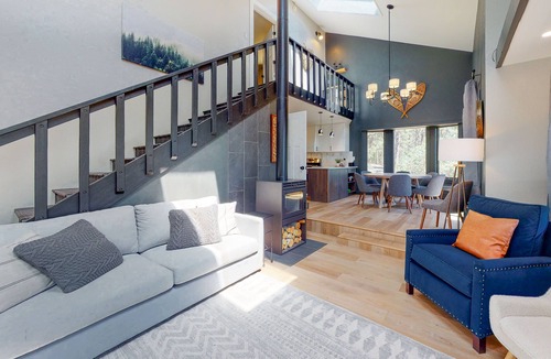 Durango House | Enchanting mountainside home with fireplace, skiing, lake view, & washer/dryer