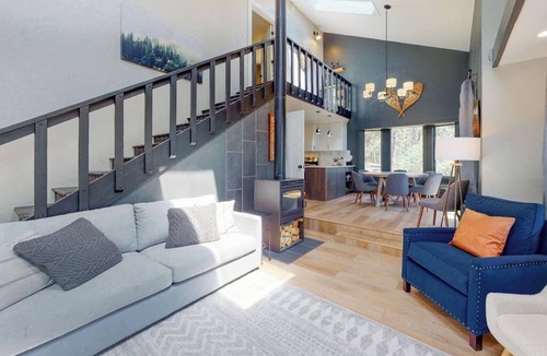 Durango House | Enchanting mountainside home with fireplace, skiing, lake view, & washer/dryer