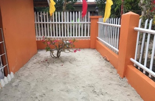 Olango Island House | Enchanting 2-bedroom house with AC in Olango Island