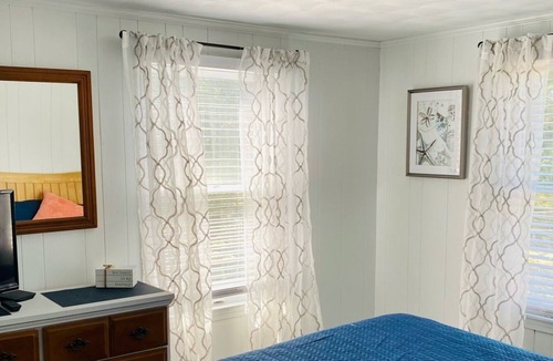 West Dennis Cottage | Enchanting West Dennis Beach Cottage