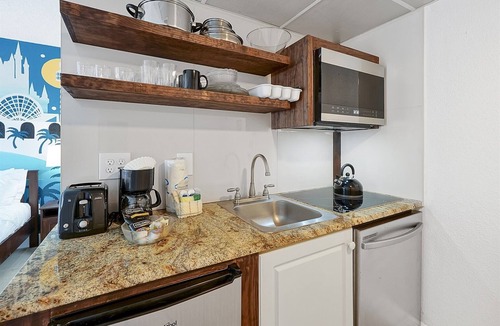 Florida Center Apartment | Enclave Refurbished Condo: Just 2mi to Universal!