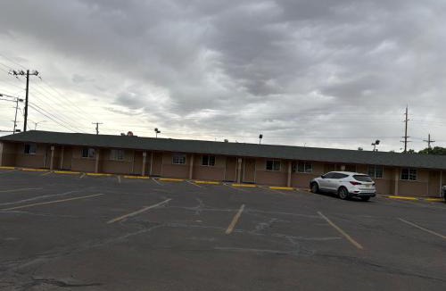 Farmington Hotel | Encore Motel