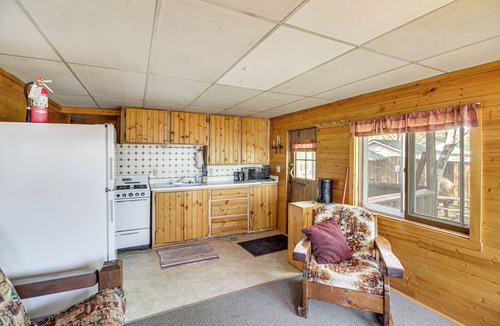 Puposky Cabin | Endless Fun! Lakefront Cabin at Birch Haven Resort
