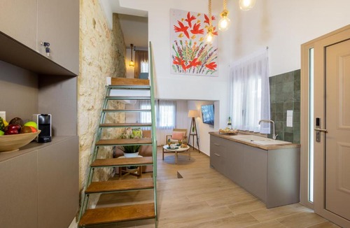 Heraklion Apartment | Endless Green by RentHub