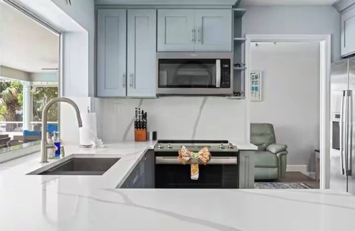 Apollo Beach House | ENDLESS SUMMER. Beautiful waterfront vacation home