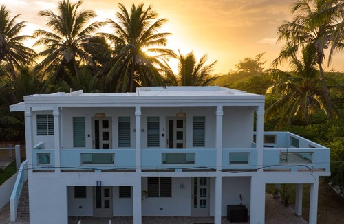 Bajura Condo | Endless Summer Beach House - Beach Access Pool