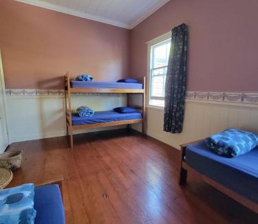 Ahipara Cabin | Endless Summer Lodge - Guesthouse