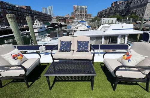 North End House | Endless Summer Oceanside Views