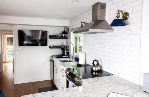 North End House | Endless Summer Oceanside Views