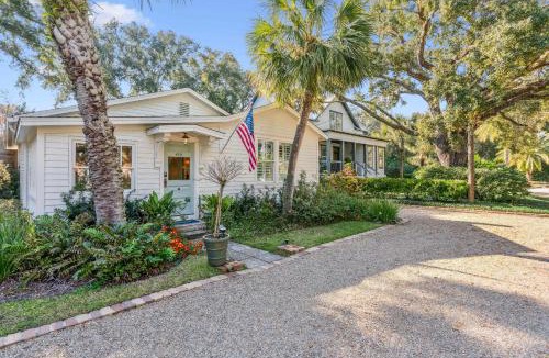 East Beach House | Endless Summer - 4217 Sixth Street
