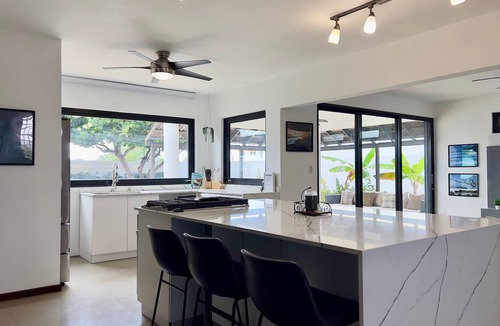 Aguacate House | Endless Summers | Modern Estate with Private Pool