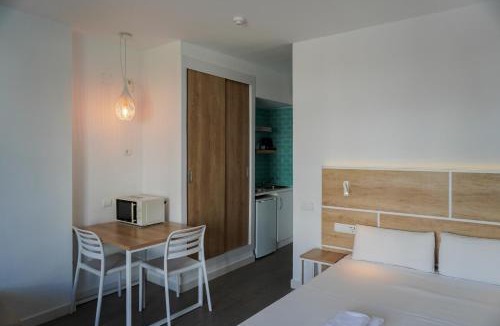 San Antonio Bay Apartment | ENDLSS BEACH & DISCO HOTEL IBIZA Adults Only