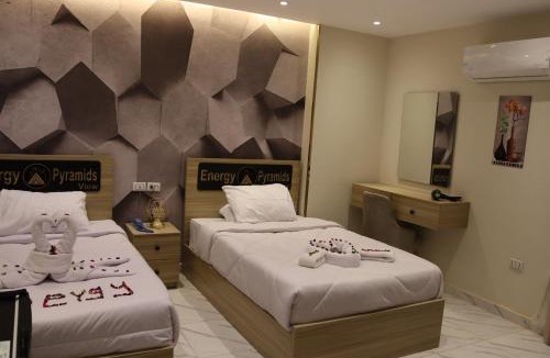 Kafrat al Jabal Hostel | Energy Pyramids View
