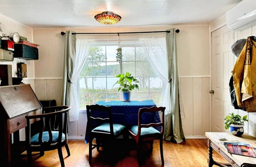 Westlake Cabin | Engineer’s Suite - Historic Lakefront 2-Bedroom Cabin with Kayaking
