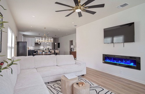 Arena District Cottage | Enjoy 4br/3ba Comfort & Convenience Near Downtown!