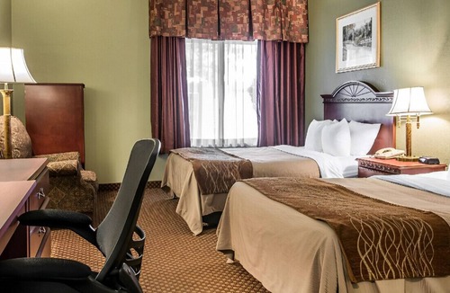 Ann Arbor House | Enjoy a Comfortable Stay! W/ an indoor Pool