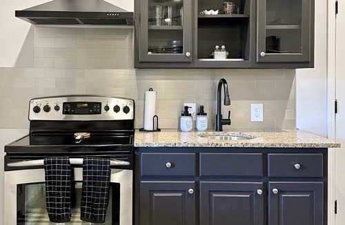 Winder House | Enjoy a cozy experience at Elizabeth Farms! Close to hiking & equestrian trails.