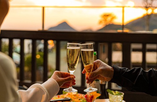 Ihama RV Rental | Enjoy a luxurious time while looking out at the se/Kamo District Shizuoka