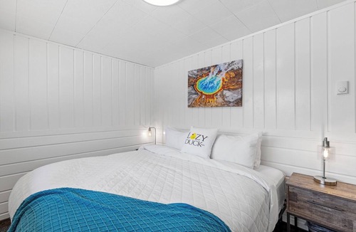 West Yellowstone Hotel | Enjoy a spacious 2-bedroom kitchen suite just 1 minute from Yellowstone! Lazy Duck 19