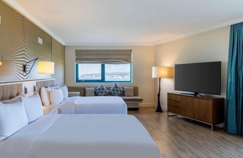 Garrison Historic Area Hotel | Enjoy Direct Beach Access at 4 Charming Ocean View Suites at Needham's Point