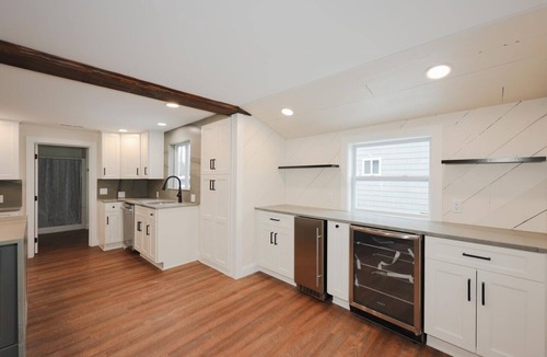 Winnisquam House | Enjoy Late August/Fall Foliage Newer contemporary home w/dock Lake Winnesquam