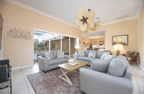Central Naples House | Enjoy memorizing lake views from this beautiful 4 bedroom home!