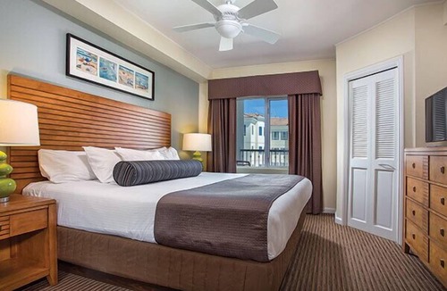 Townsite Resort | Enjoy our Downtown Oceanside Seaside Resort full of Amenities
