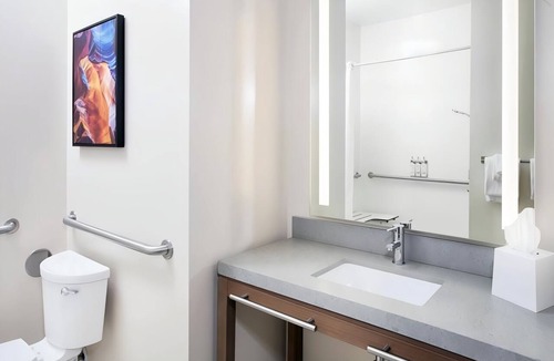 Macomb Hotel | Enjoy Restful Sleep at Elegant Suite with Kitchen Near CJ Barrymore Amusement