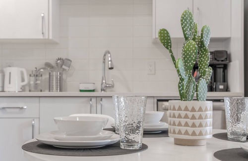 Southeast Calgary House | Enjoy this Brand New Cozy 2BR Guest Suite in YYC!