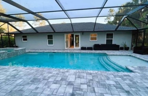 Rural Estates House | Enjoy this private home on a private 2-acre lot surrounded by beautiful gardens.