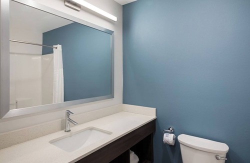 Austin Hotel | Enjoy your Extended Stay in 4 Rooms Near the Lyndon B. Johnson Museum in Austin