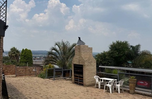 Zwartkop House | Enjoyable 1-bedroom building in Centurion perfect for your stay