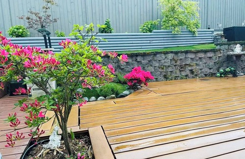 Saanich East House | Enjoyable 2-bedroom house in lovely Saanich Core neighborhood