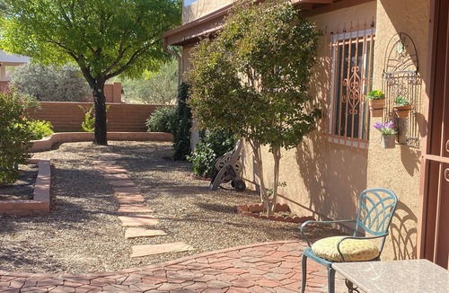 Pueblo Estates House | Enjoyable 2-bedroom house with AC in Green Valley, Nice covered patio.