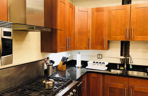 Lynn Apartment | Enjoyable 2-bedroom lower level apartment in charming Lynn