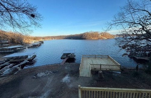 Versailles House | Enjoyable 3-bedroom house in charming Ozarks Cove