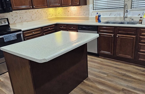 West Newton House | Enjoyable 5-bedroom house with hot tub in Indianapolis. 9 min to airport.