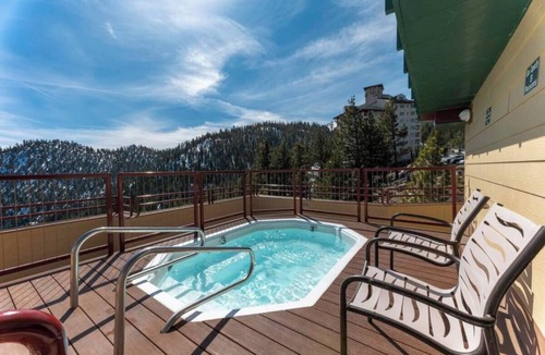 Tahoe Village Apartment | Enjoyable studio with fitness room in Stateline