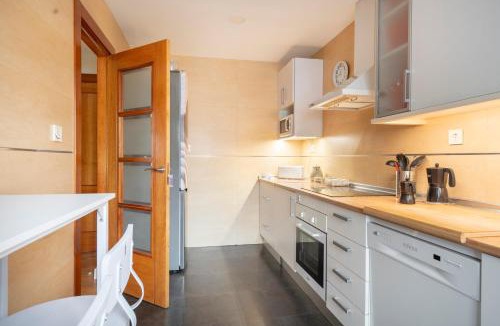 Figares Apartment | EnjoyGranada Sky Penthouse Luxury 3BR, Pool and Amazing Views