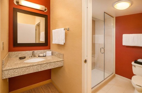 Durham Hotel | Ensuring a Very Comfortable & Memorable Stay! Free Parking, Pool, Pets Allowed