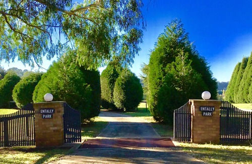 Exeter House | ENTALLY PARK - Your perfect country escape