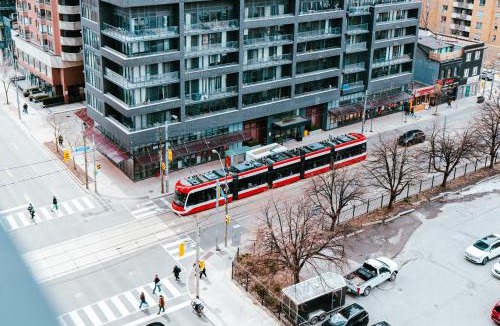 Garden District Apartment | Entire 1BR - Walk to CF Toronto Eaton Centre Yonge Dundas Square Prime Downtown