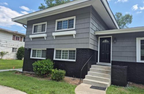 White Oak Villa | Entire 5 Bedrooms Home near DC and Metro