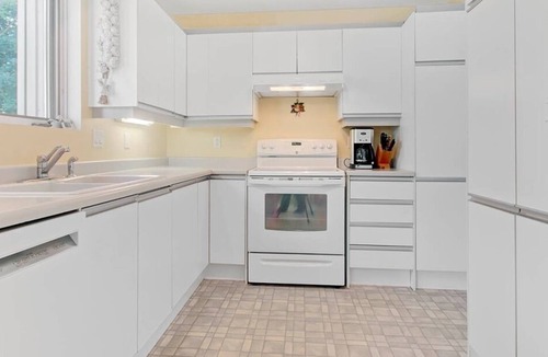 Sainte-Foy-Sillery-Cap-Rouge House | entire accommodation, in the heart of Sillery, free parking!