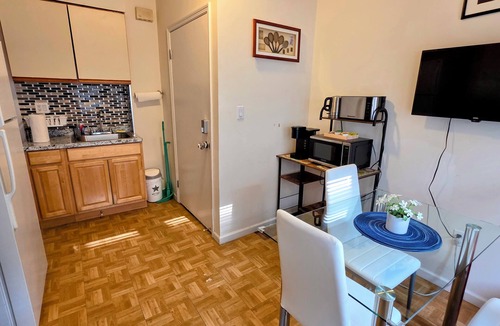 Queens Apartment | Entire Beautiful 1BR for You! Located in the heart of Queens!
