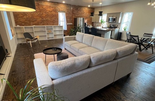 Midtown House | Entire Carriage House w/garage downtown