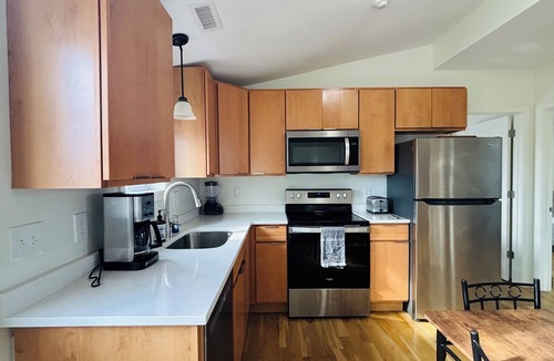 Federal Hill Apartment | Entire charming 3B1B apartment in Federal Hill