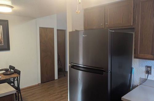 Lacey House | Entire cozy house near Nisqually/JBLM/Oly-3 bed with fenced yard & covered patio