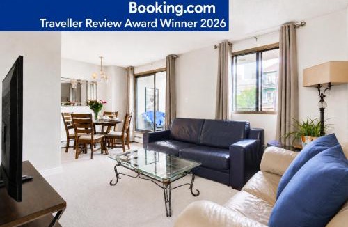 Beltline Apartment | Entire Downtown Condo steps to Stampede and BMO with Parking, 1,5 hrs to Banff
