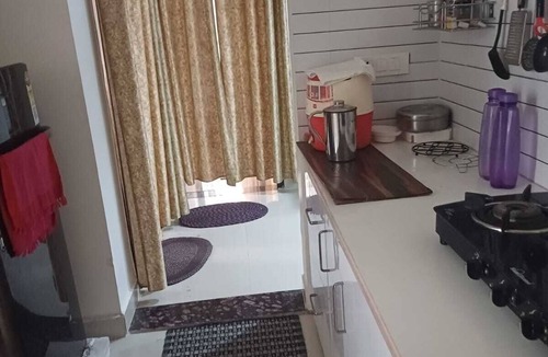 Bullawala House | Entire flat available with 2 bedrooms, Kitchen, 2 washrooms, 2 balcony and hall.